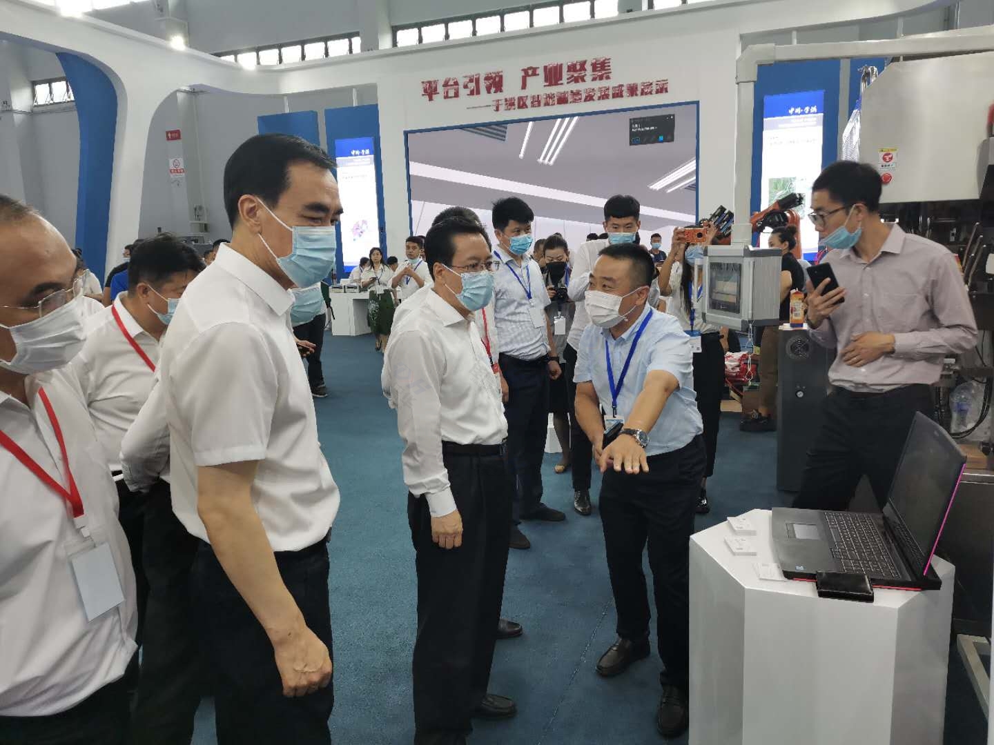 制博会即将落幕,佳德华精彩继续(图3) 制博会即将落幕,佳德华精彩继续(图3)